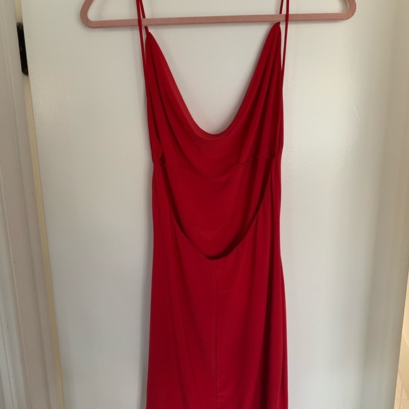 RED OPEN BACK DRESS - Picture 3 of 5